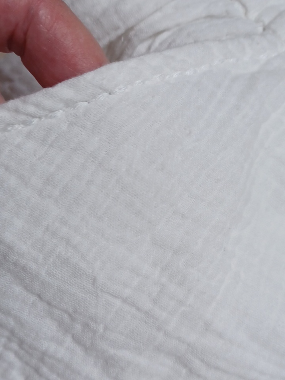 Avec Les Filles White Gauze Tassel Tie Shorts - Picture 3 of 4